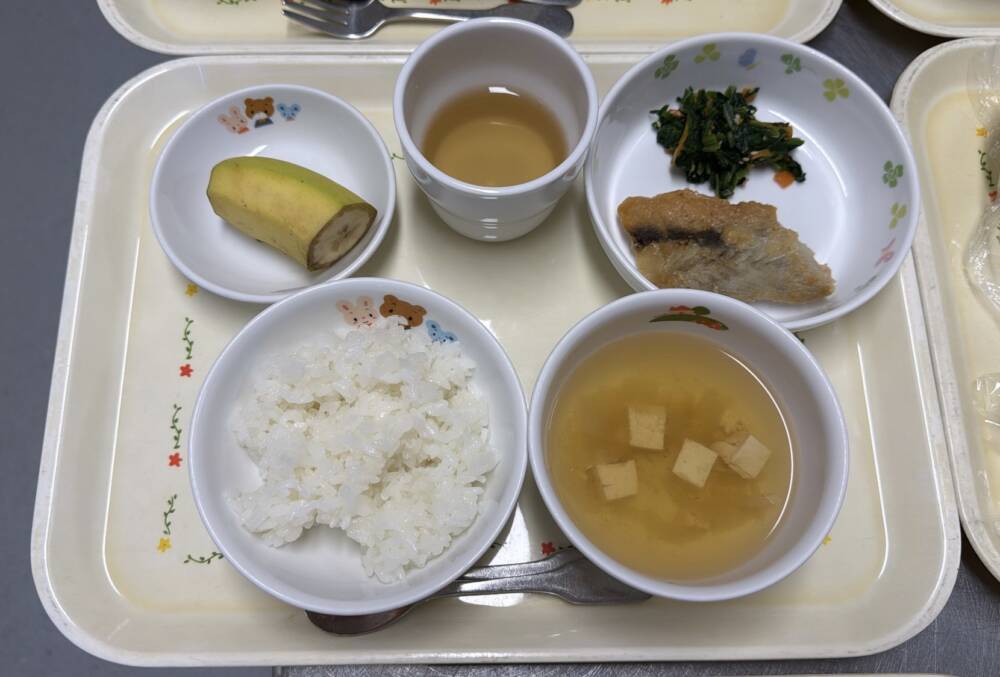 🌷今日の給食🌷