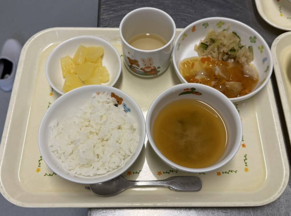 🌷今日の給食🌷