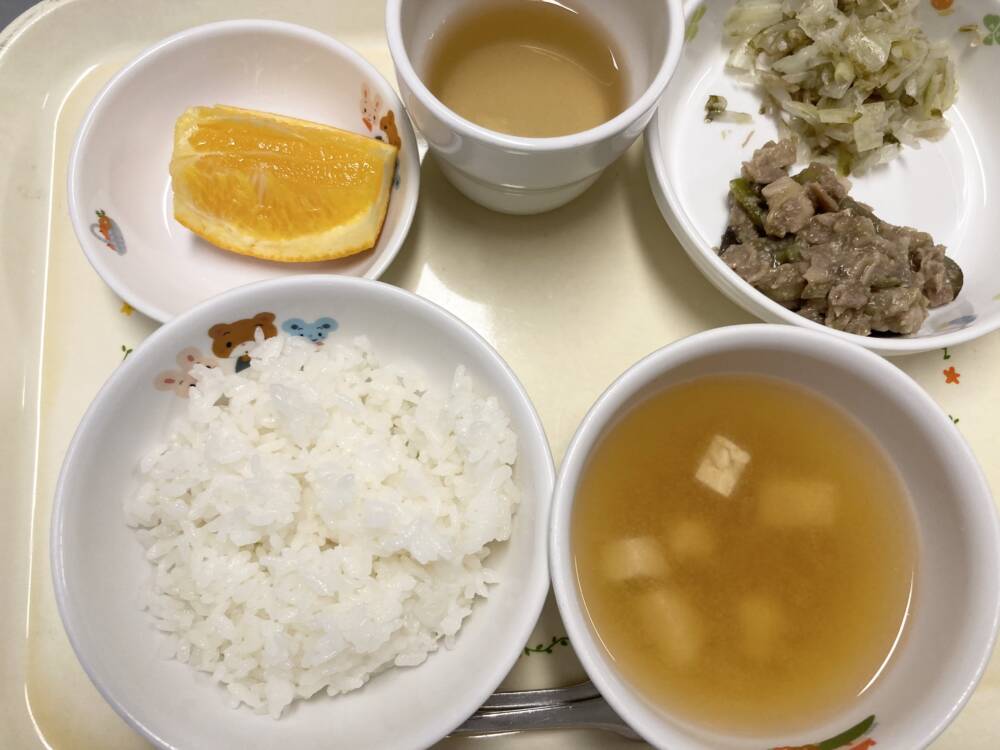 🌷今日の給食🌷