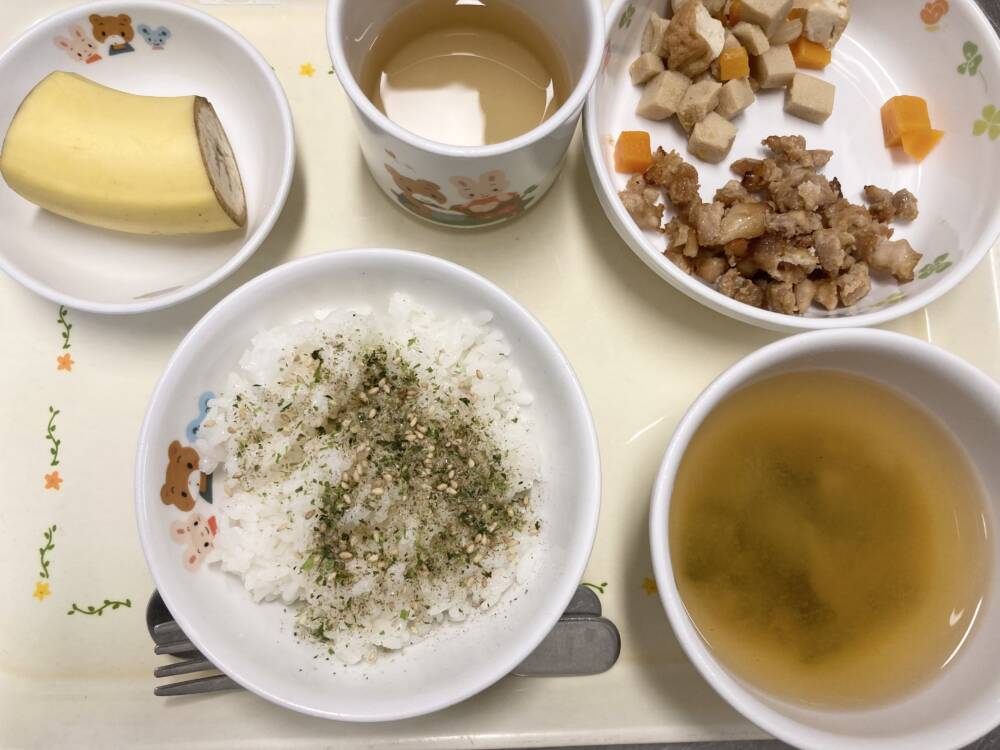 🌷今日の給食🌷