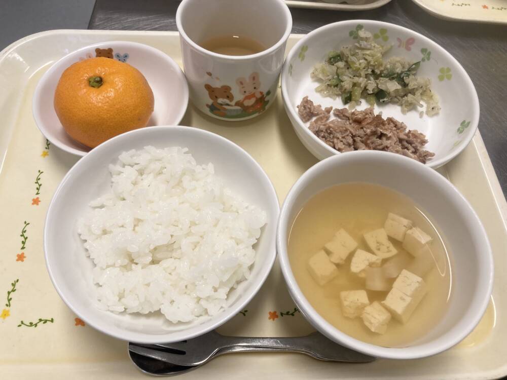 🌷今日の給食🌷
