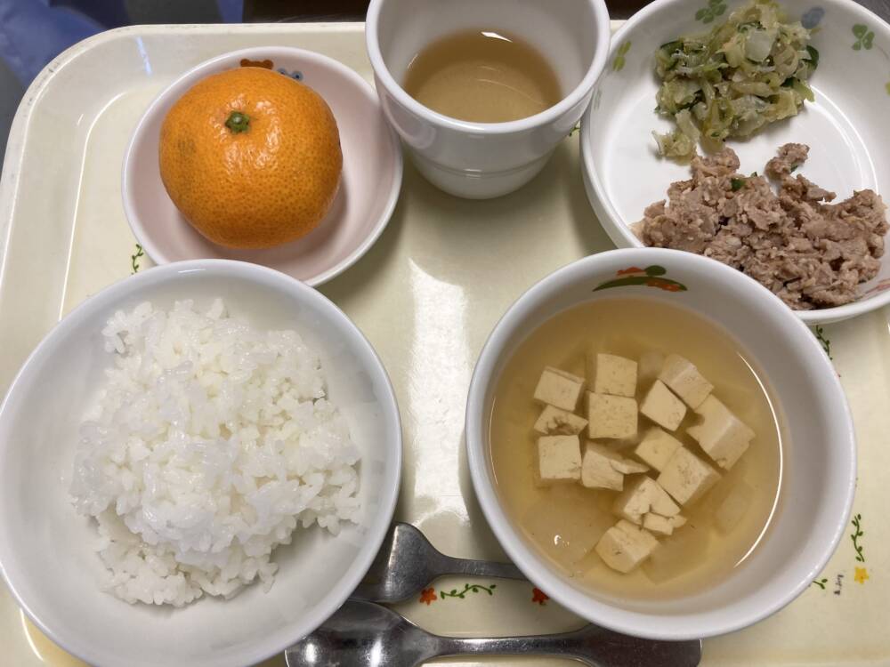 🌷今日の給食🌷