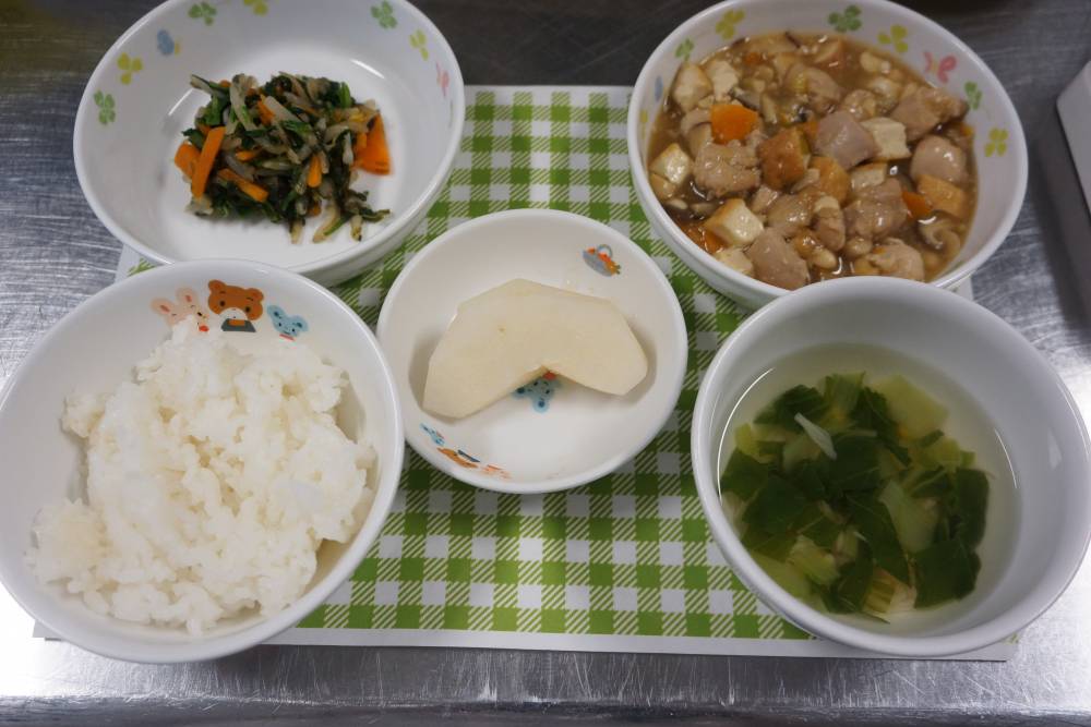 🌷今日の給食🌷