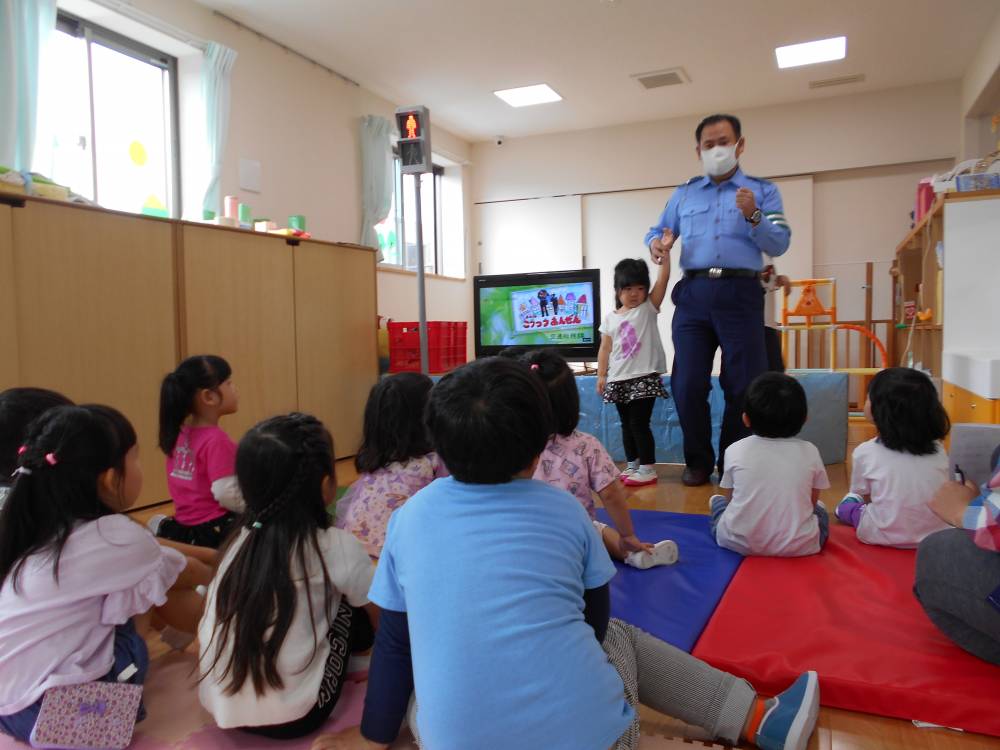 ぞう・らいおん組　交通安全教室