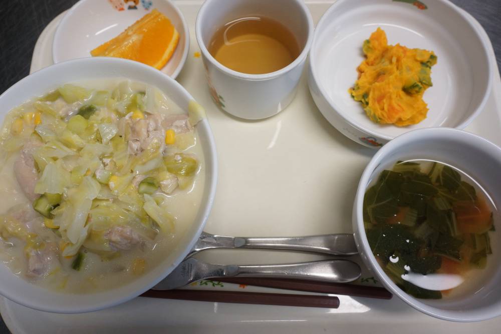 🌷今日の給食🌷