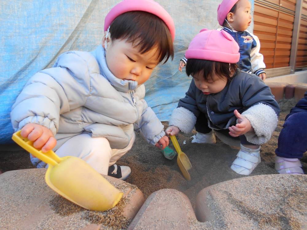 ひよこ組🐣園庭遊び