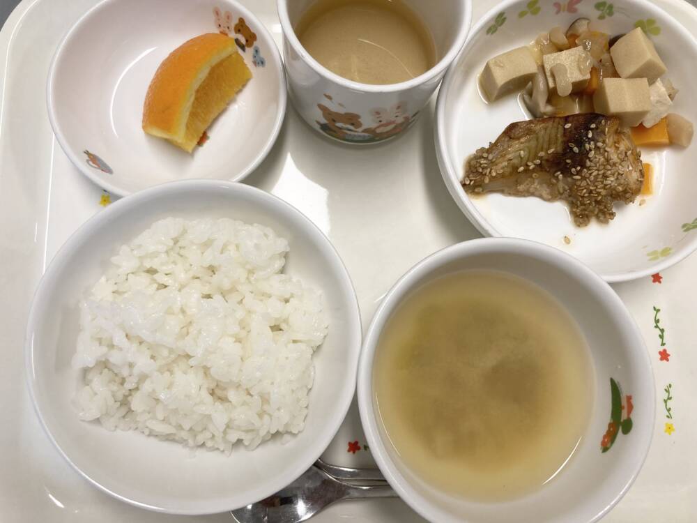 🌷今日の給食🌷