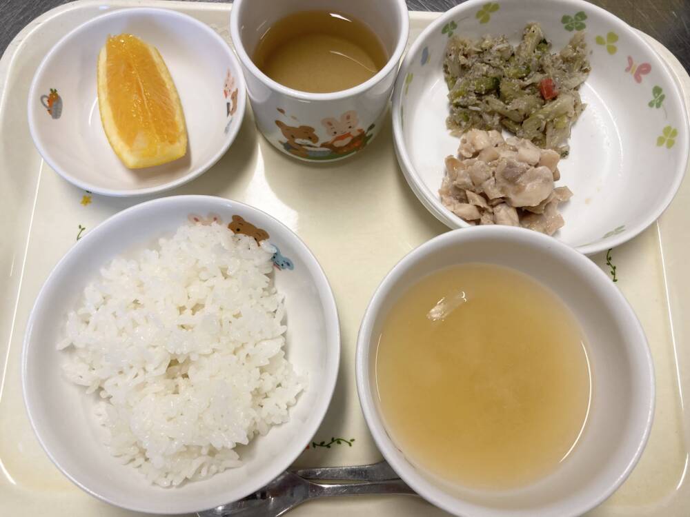 🌷今日の給食🌷