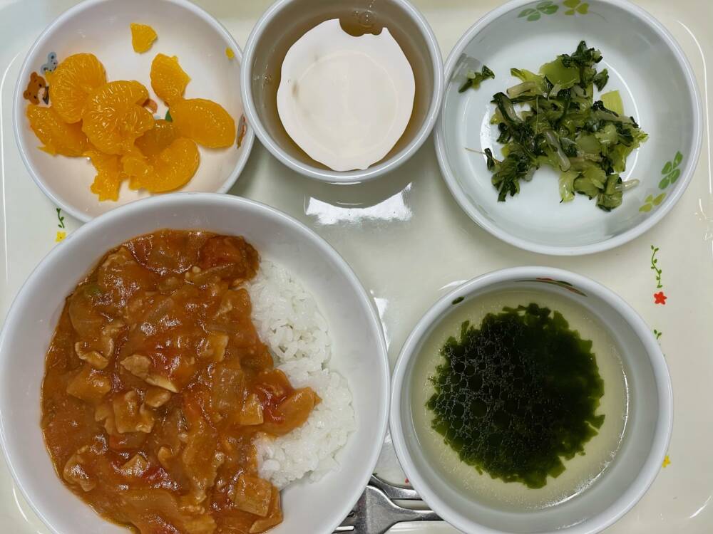 🌷今日の給食🌷