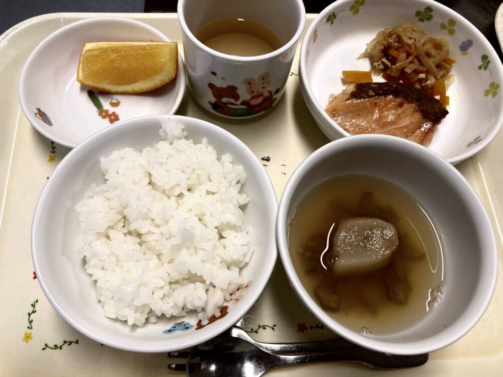 🌷今日の給食🌷