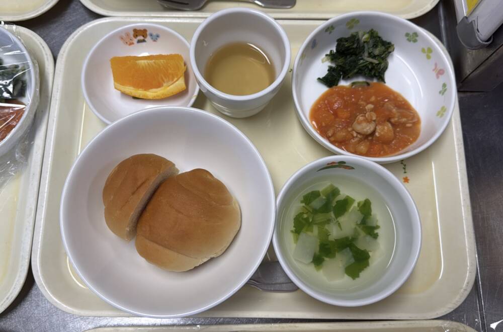 🌷今日の給食🌷