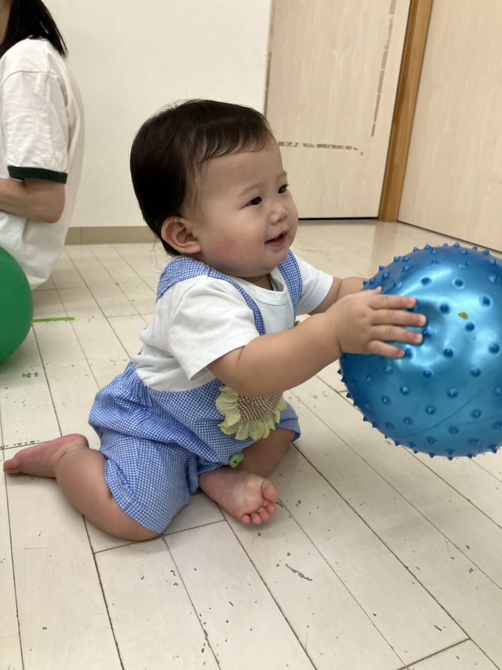 ボール遊びと給食の様子🌷